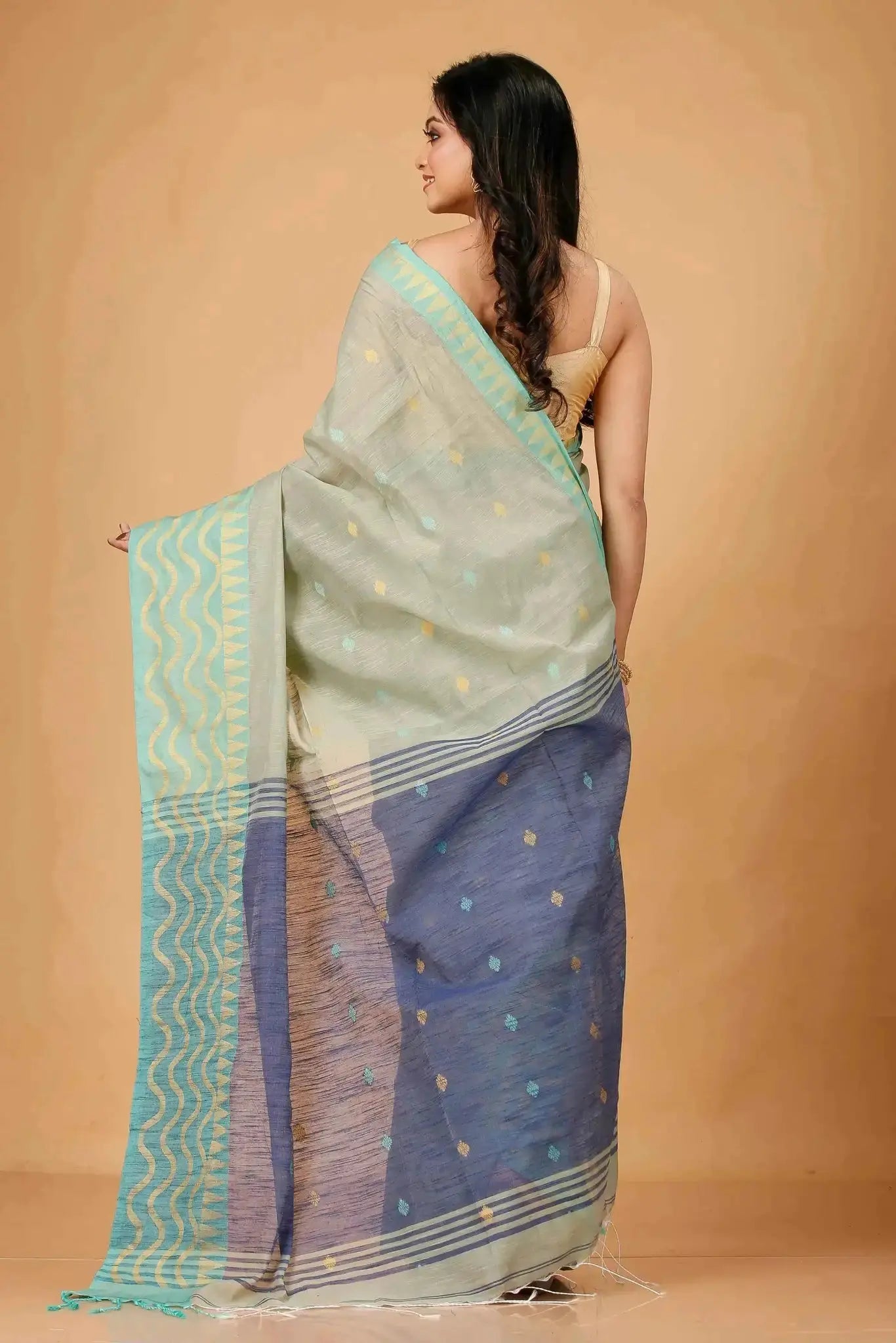 Bellu Cotton Saree – Fancy Mix Design with Blouse Piece Mist Blue