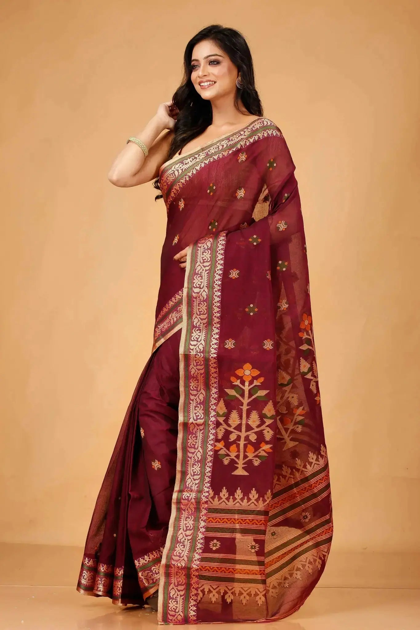Maroon- Pure Cotton Bengal Handloom Elegant Floral Weaving & Rich Pallu Saree