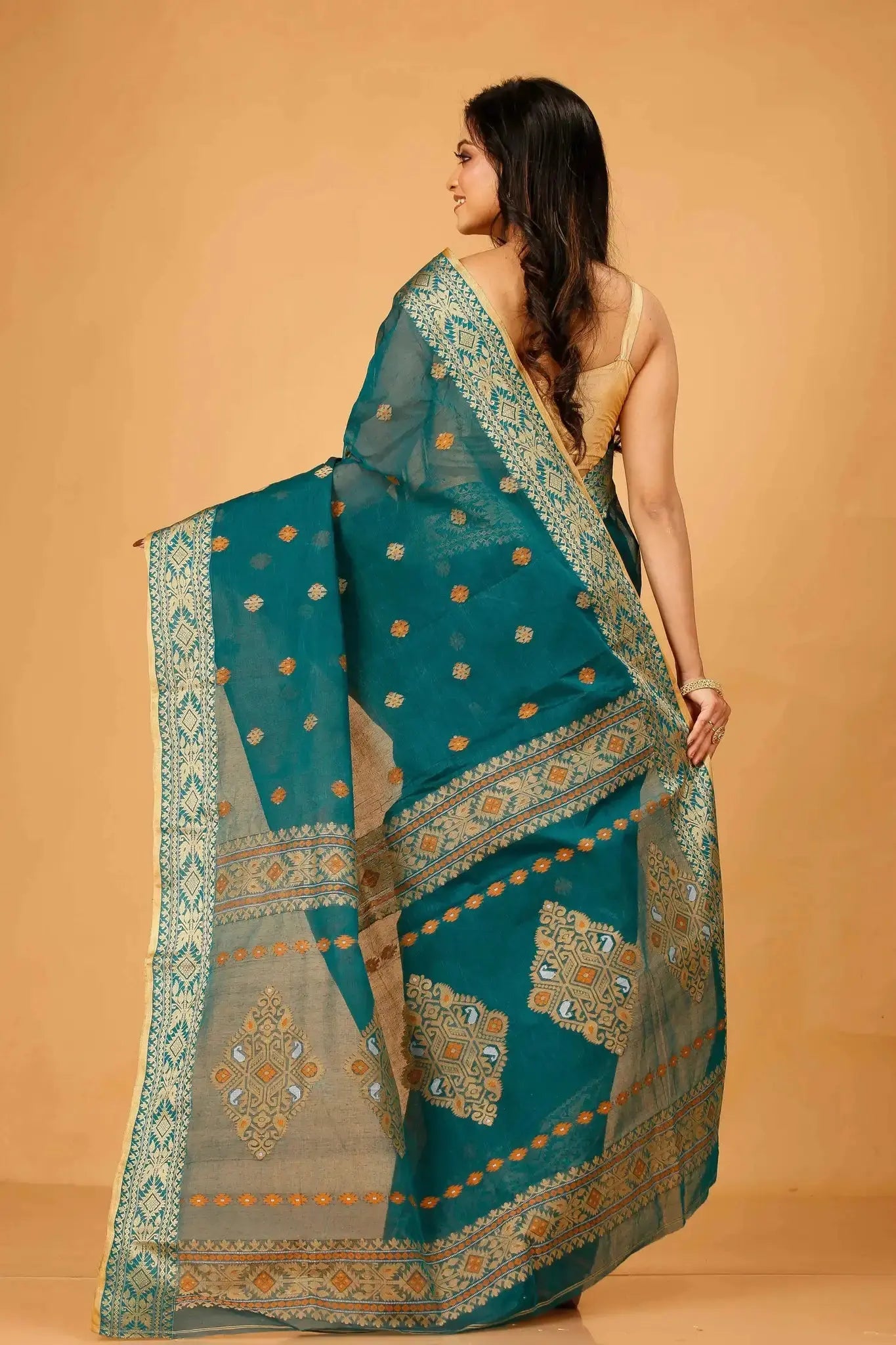 Deep Sea Green- Pure Cotton Bengal Handloom Handwoven Saree With Elegant Pallu