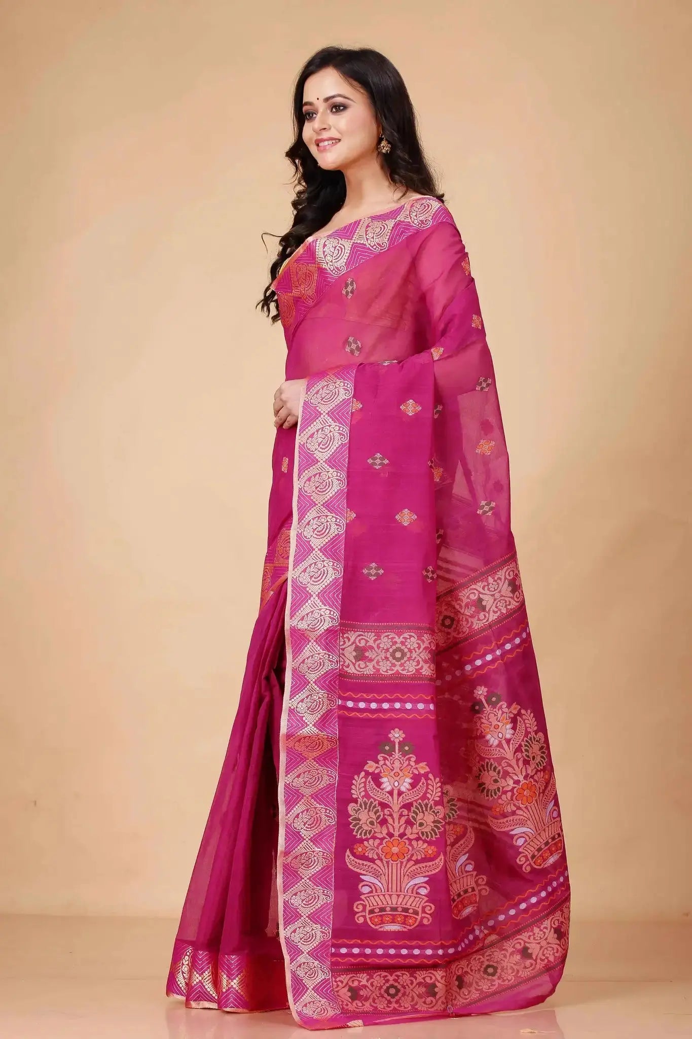 Magenta- Pure Cotton Bengal Handloom Saree With Traditional Motif Pallu