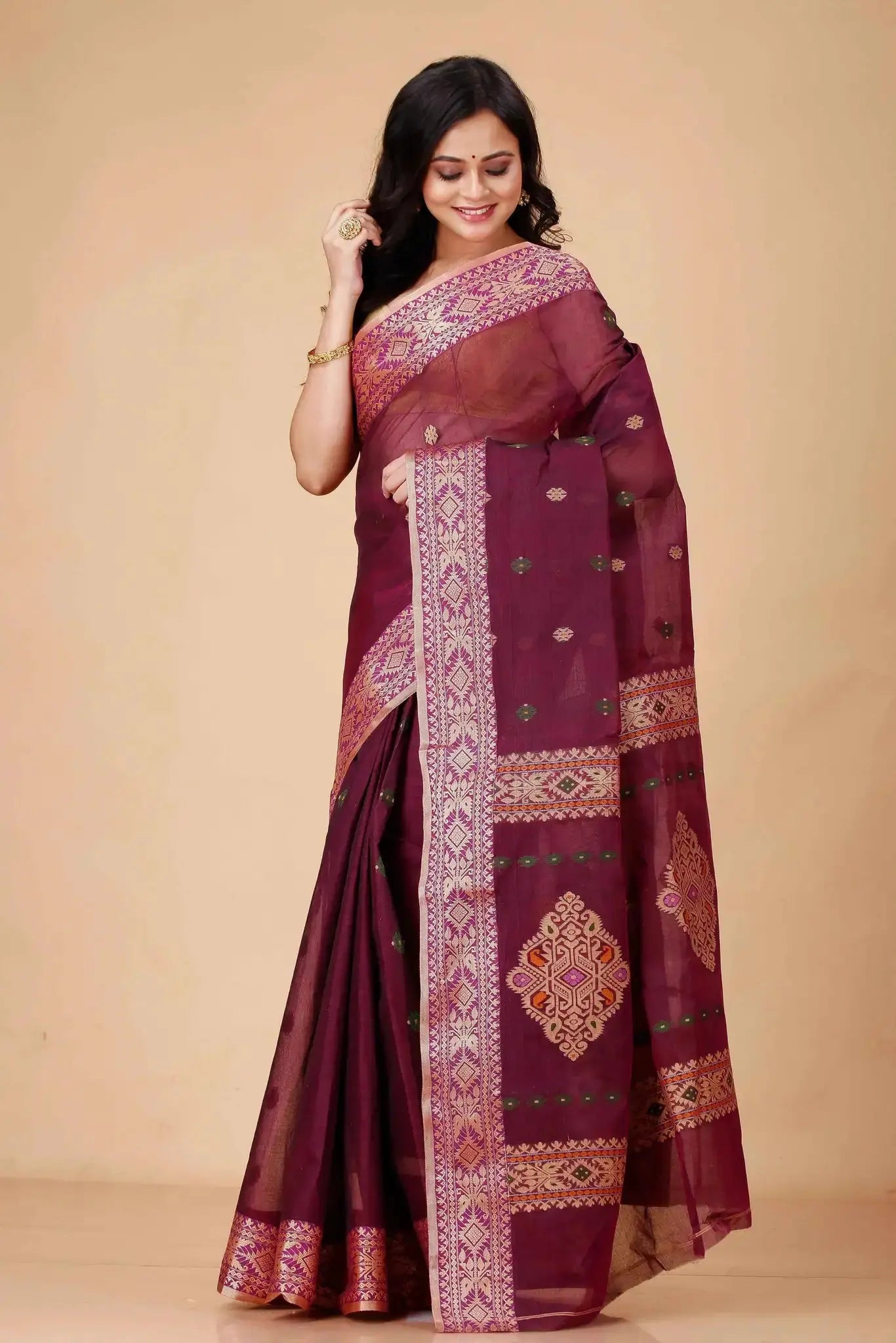 Wine Red- Pure Cotton Bengal Handloom Traditional Handwoven Saree With Rich Pallu