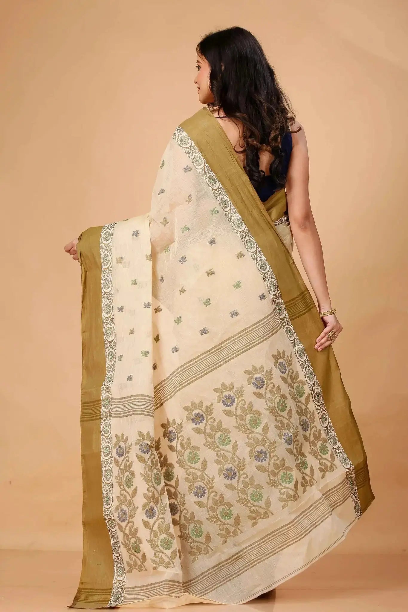 Rose Gold- Pure Cotton Bengal Handloom Traditional Saree With Contrasting Border