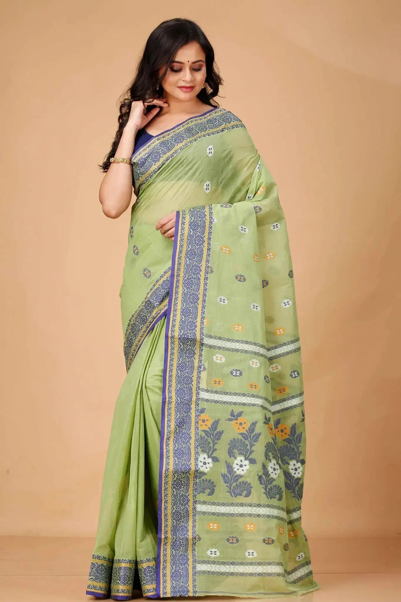 Pale Olive- Pure Cotton Bengal Handloom Saree With Traditional Woven Border
