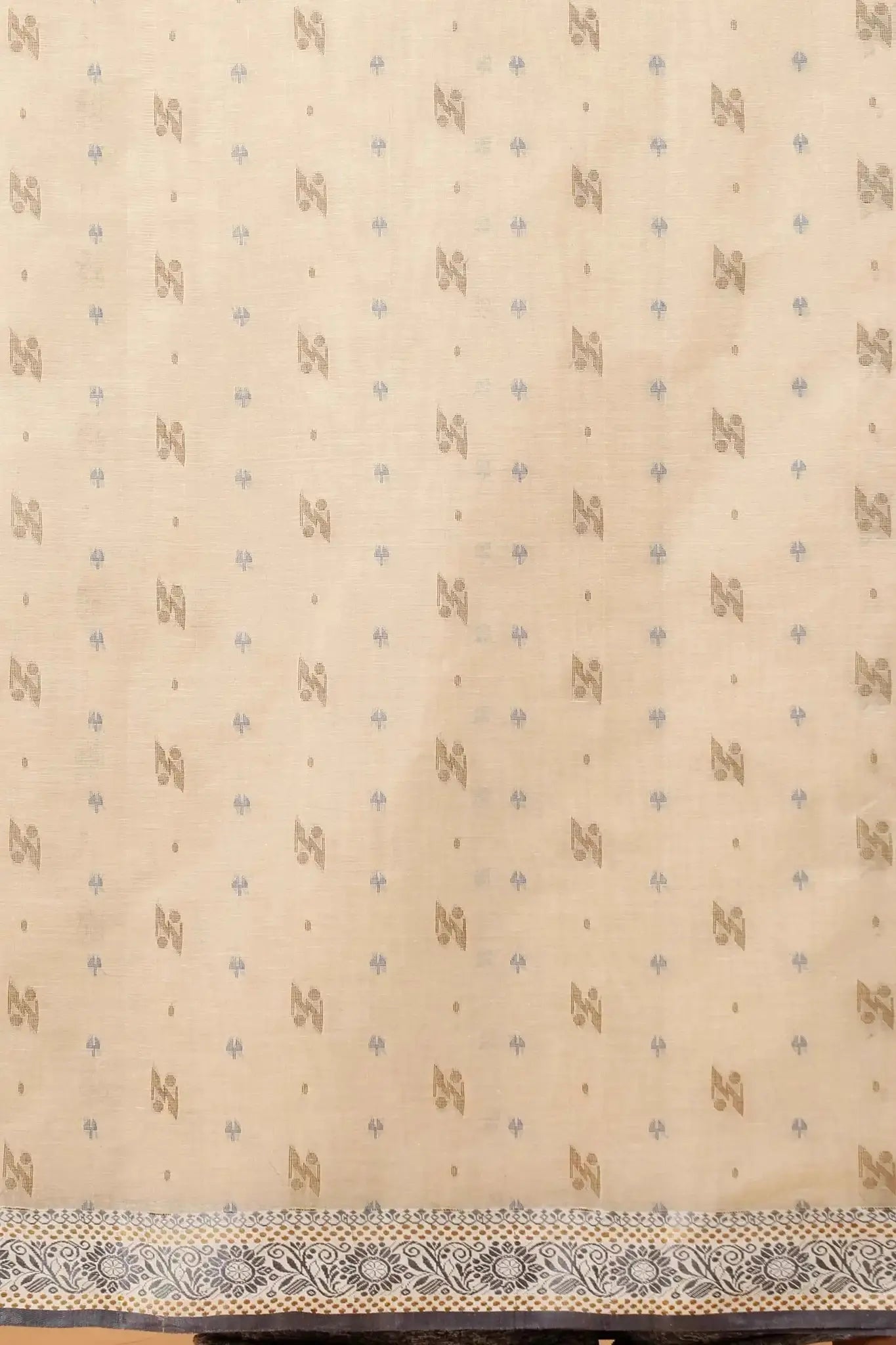 Oyster Pink- Pure Cotton Bengal Handloom Saree With Floral Border