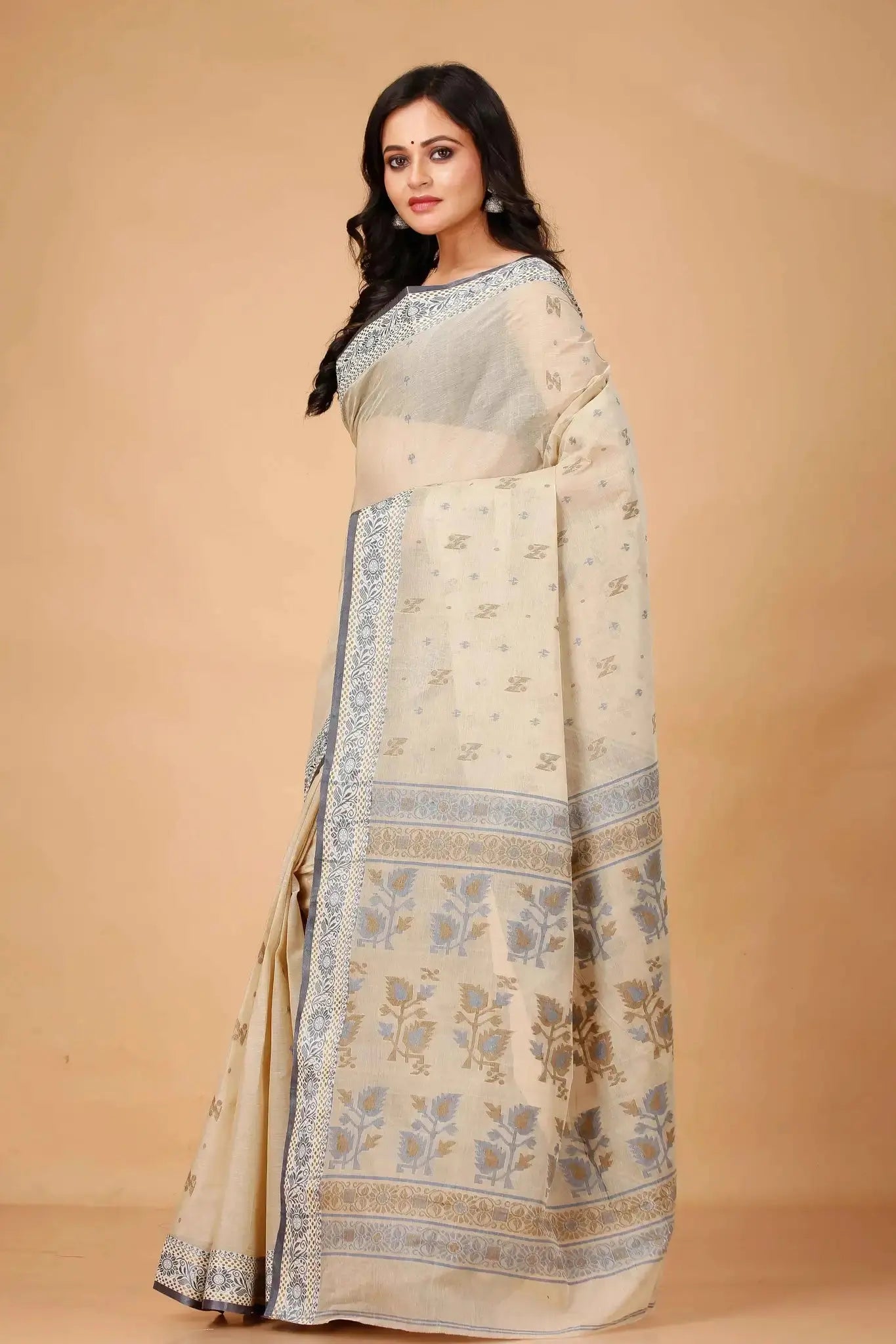 Oyster Pink- Pure Cotton Bengal Handloom Saree With Floral Border