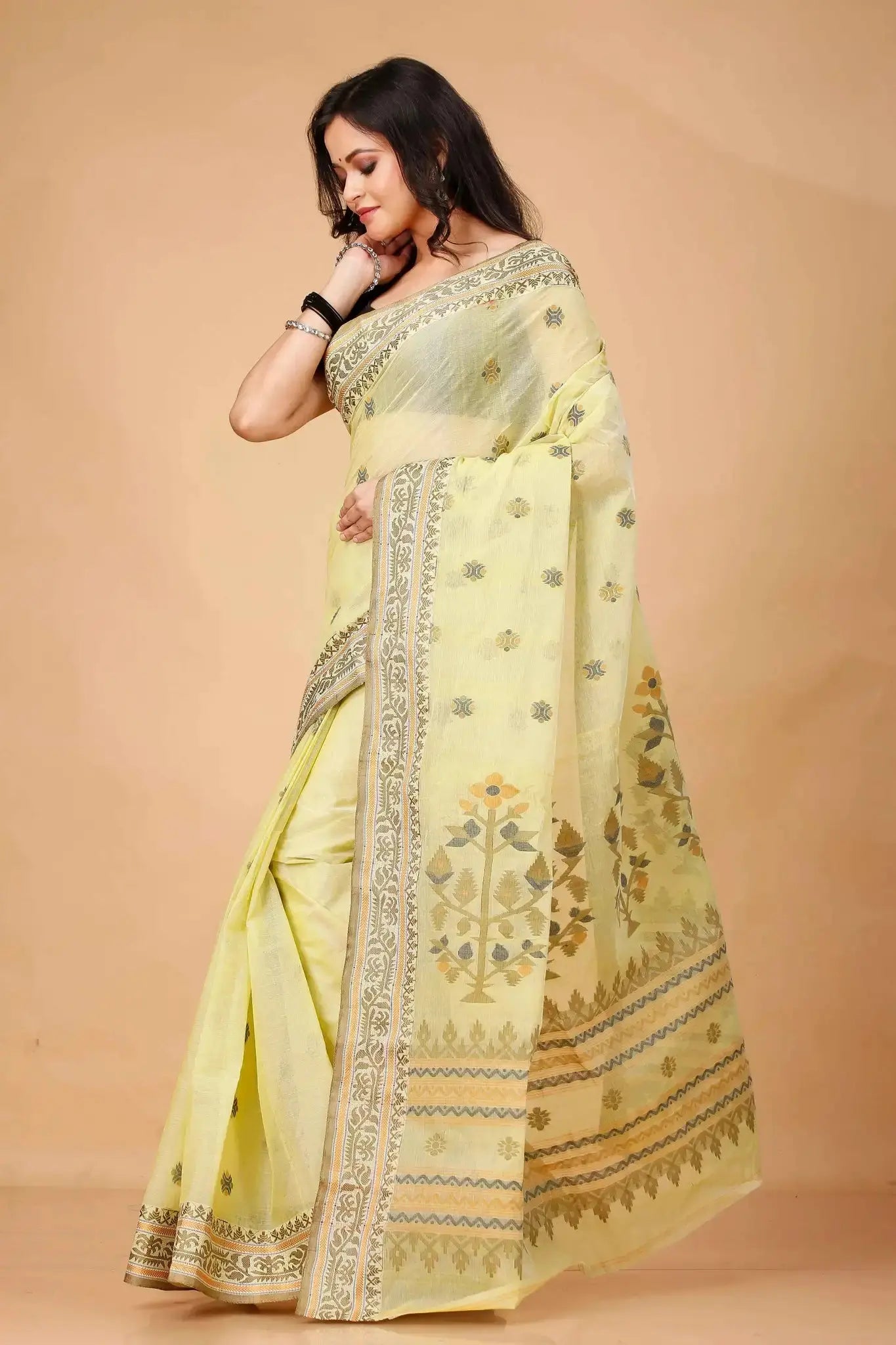 Light Green- Pure Cotton Bengal Handloom Indian Saree With Floral Decorative Pallu