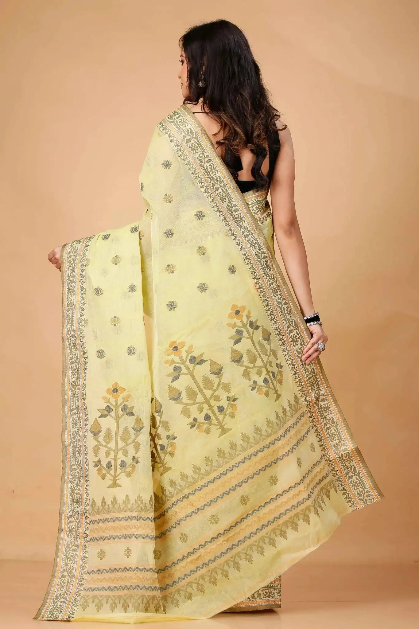 Light Green- Pure Cotton Bengal Handloom Indian Saree With Floral Decorative Pallu