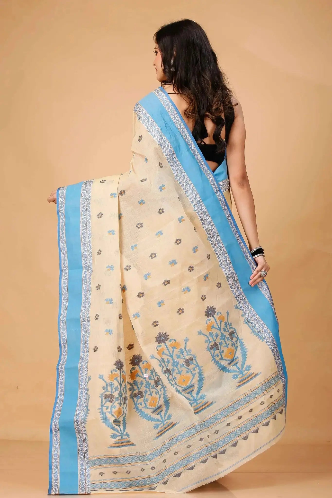 Light Peach- Pure Cotton Bengal Handloom Saree With Traditional Motifs Blue Border