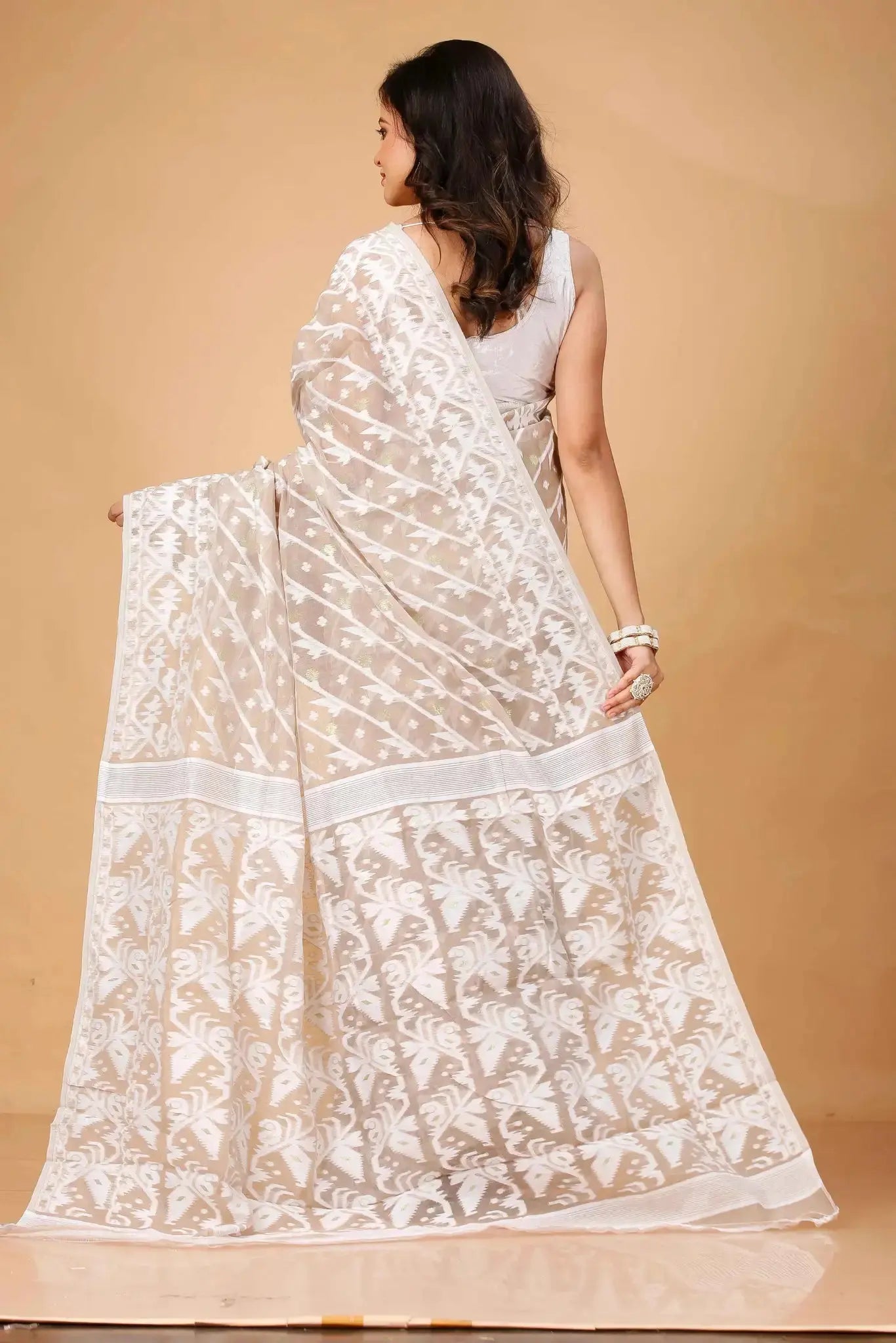 Pinkish Grey- Bengal Handloom Traditional Wear Soft Jamdani Saree