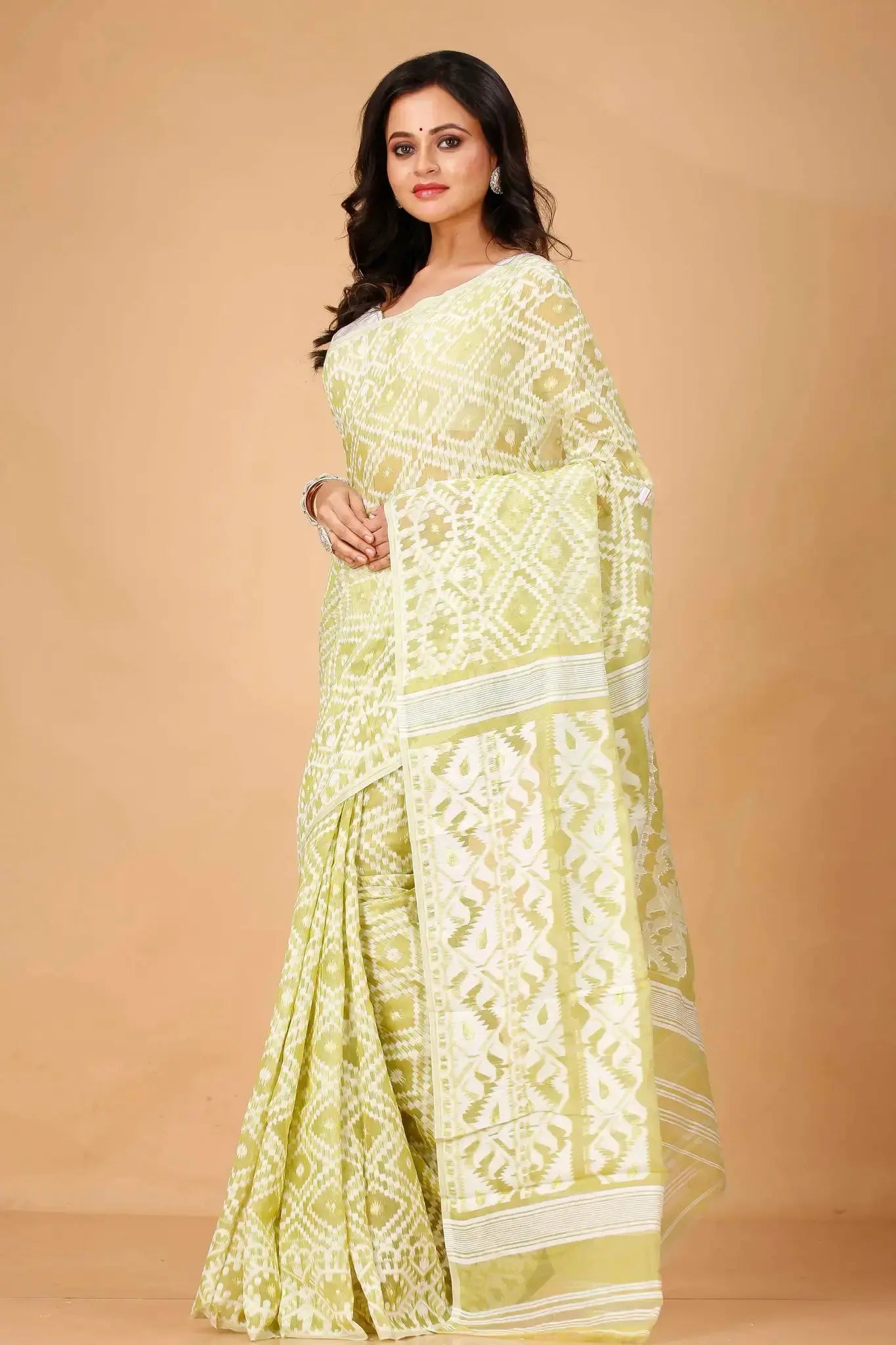 Olive Green Bengal Handloom Soft Jamdani Saree- Handwoven Traditional