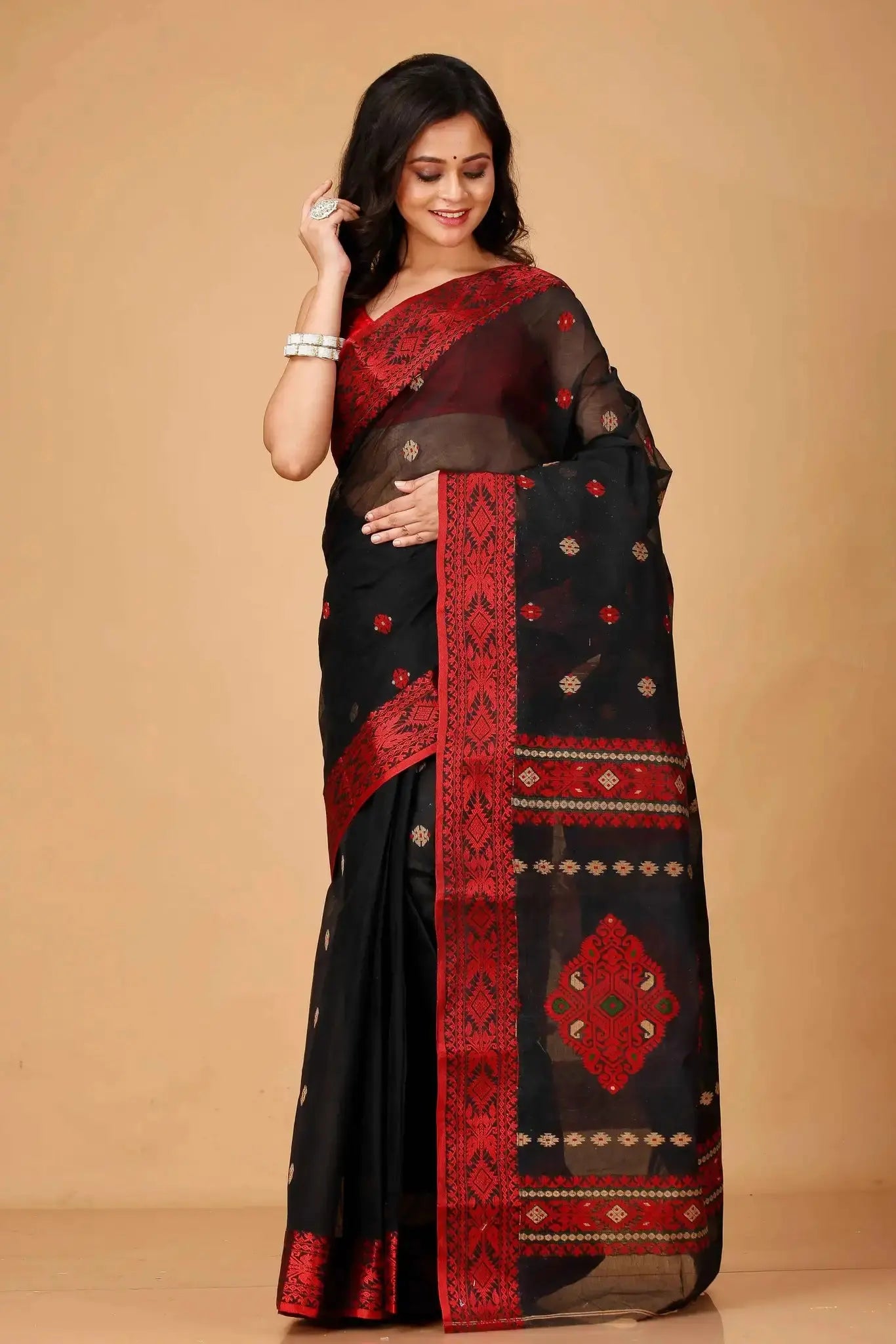 Black & Red- Pure Cotton Bengal Handloom Saree With Traditional Motifs
