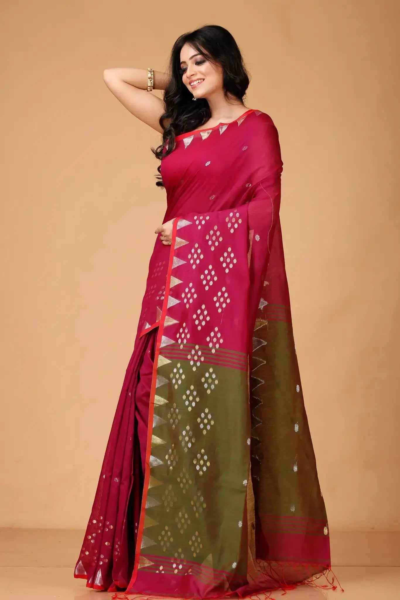 Bellu Cotton Handloom Fancy Saree- Woodland With Green Traditional Geometric Pattern - Grivana