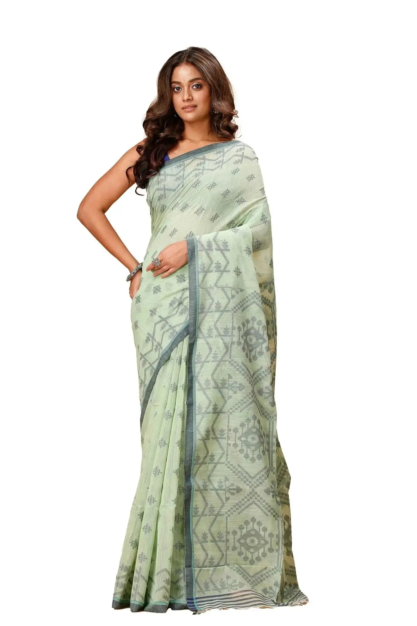 Quill Grey- Bellu Cotton Handloom Fancy Geometric Floral Design Saree With Blouse Piece