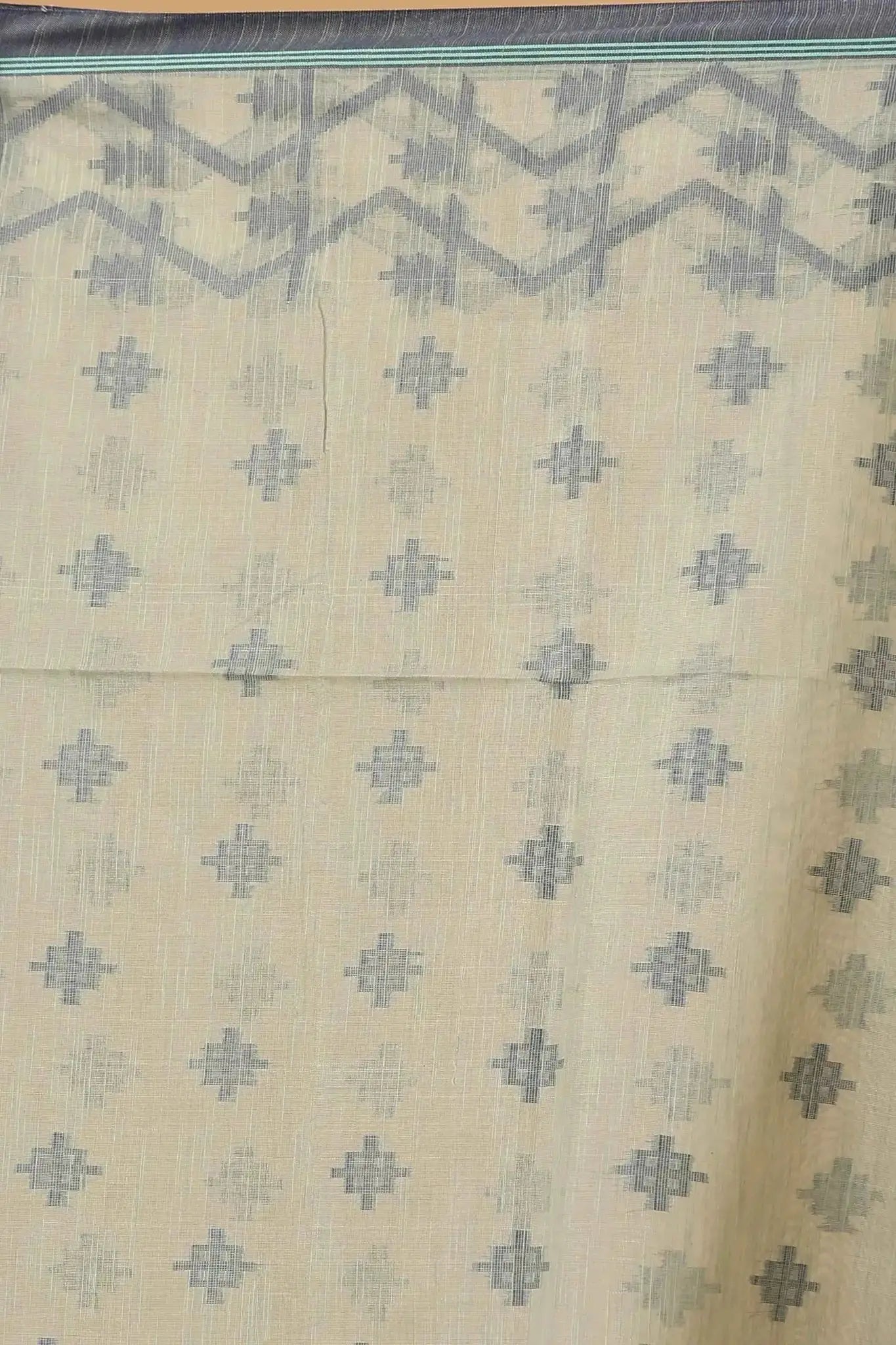 Grey Olive- Bellu Cotton Handloom Fancy Saree Floral Mix Design With Blouse Piece