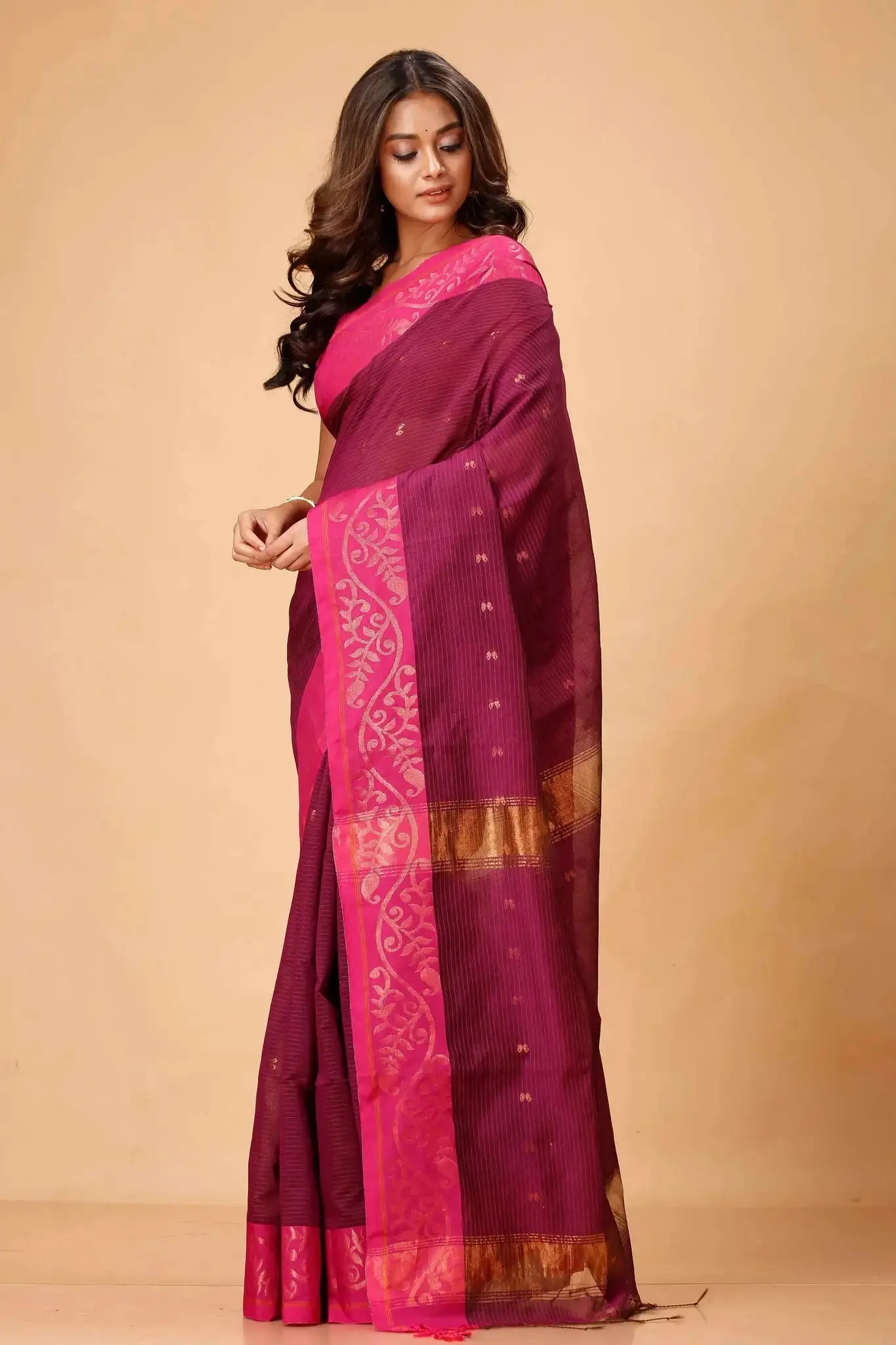 Cherrywood- Bellu Cotton Handloom Floral Border Design Saree With Blouse