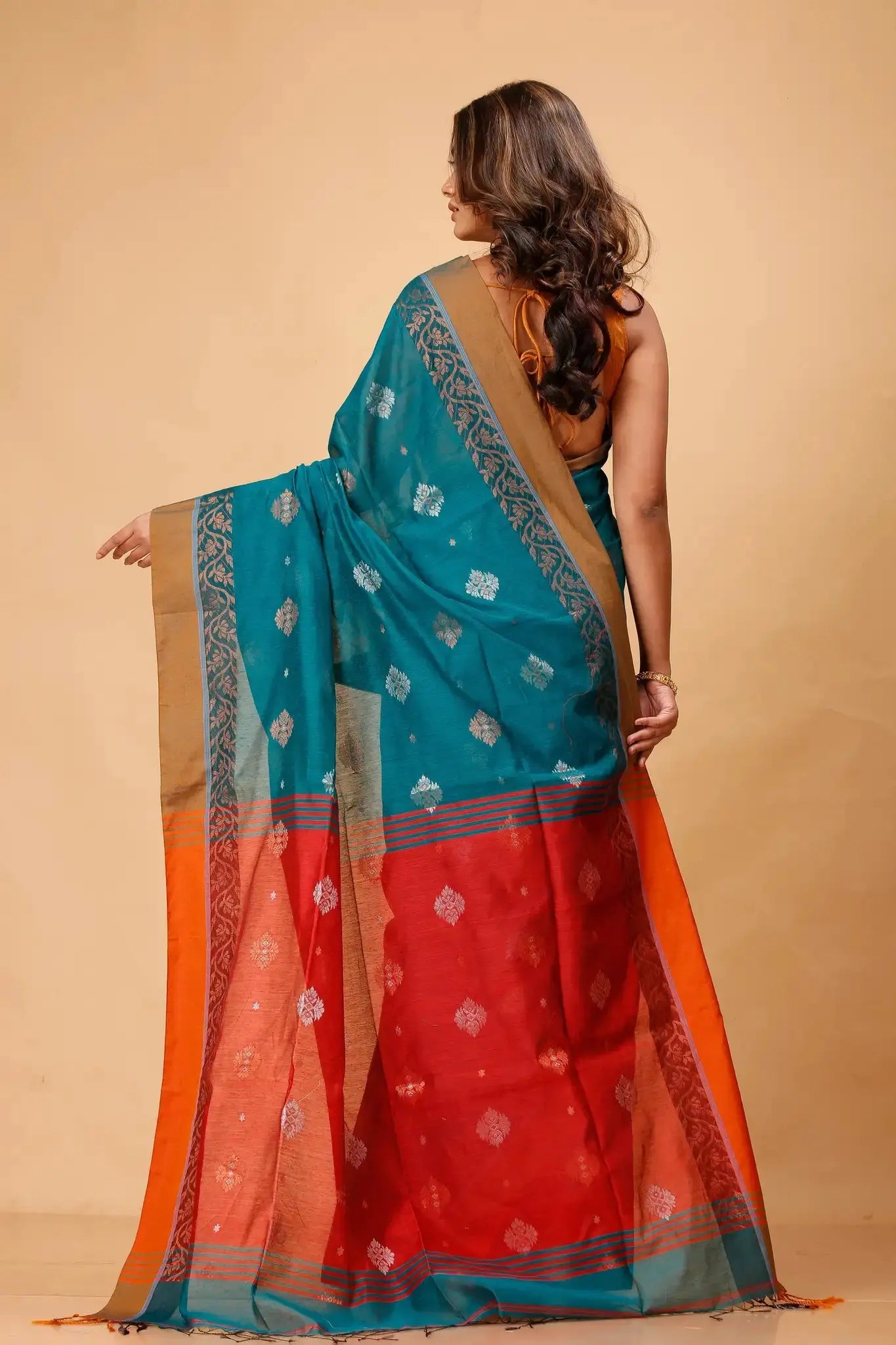 Deep Sea Green & Red- Bellu Cotton Handloom Fancy Handwoven Saree With Contrast Pallu - Grivana