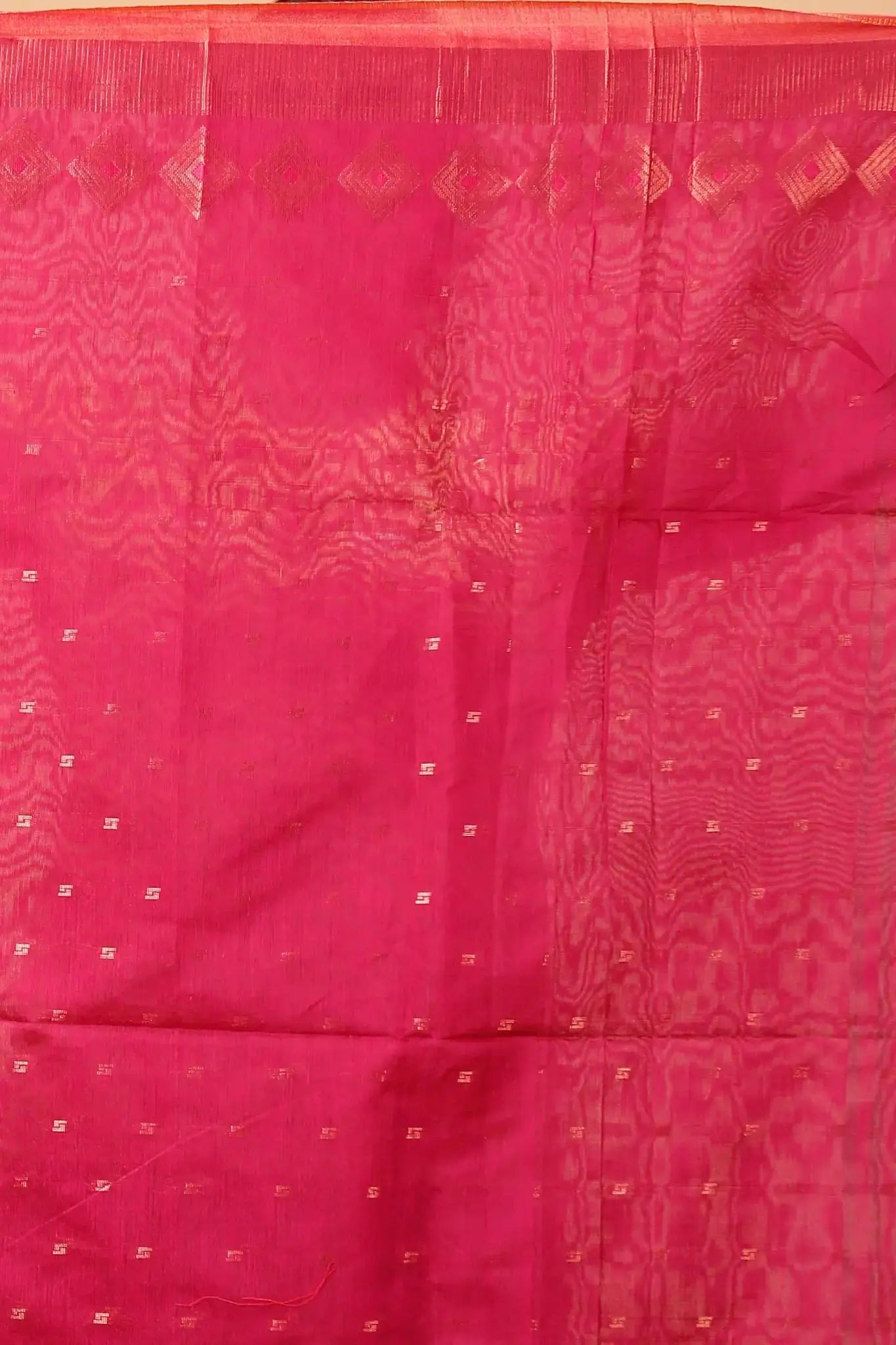 Olive Green With Pinkish Red Border- Bellu Cotton Handloom Fancy Indian Saree - Grivana