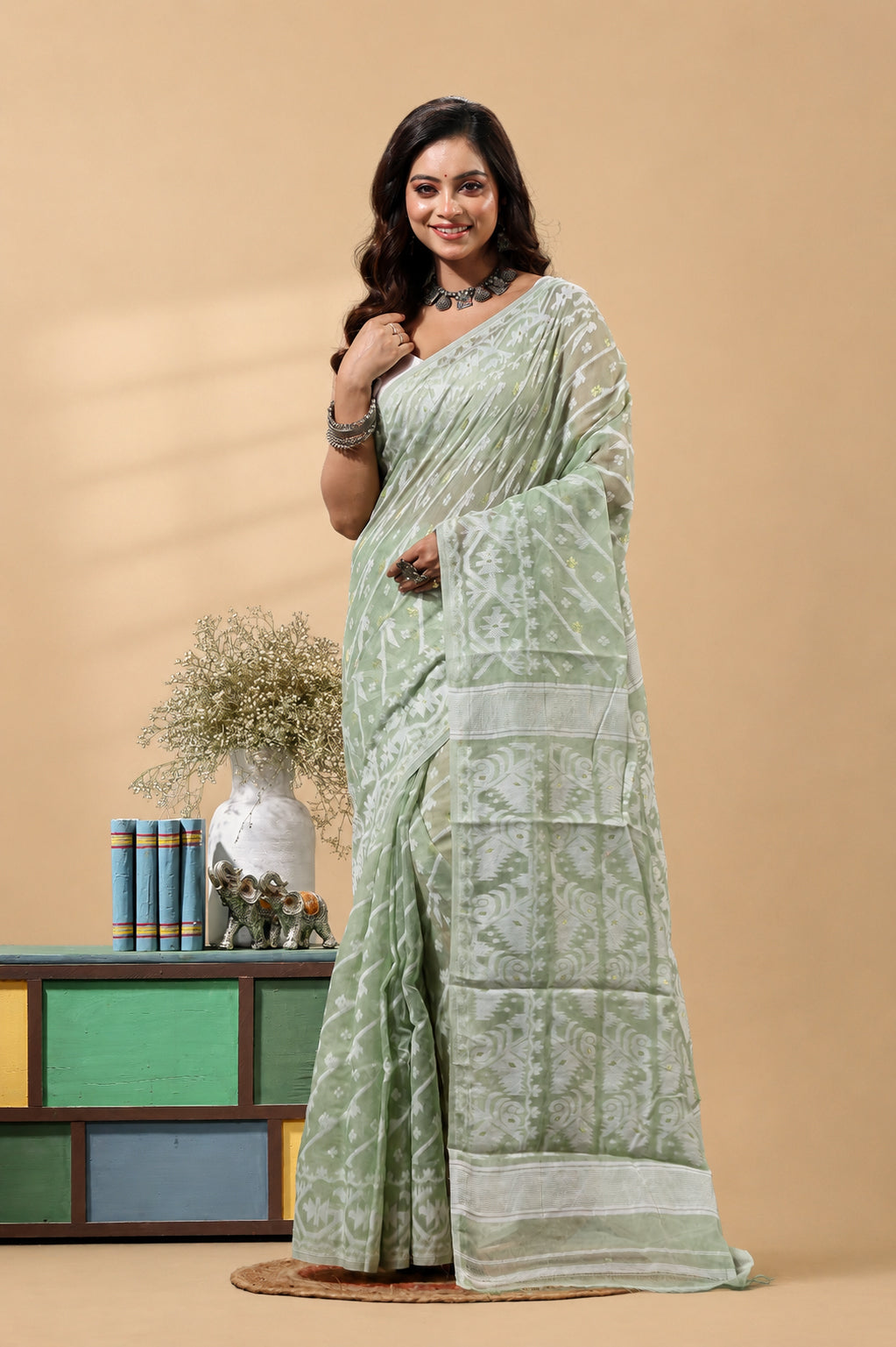 Grivana Olive Green Dhakai Jamdani Bengal Handloom Saree