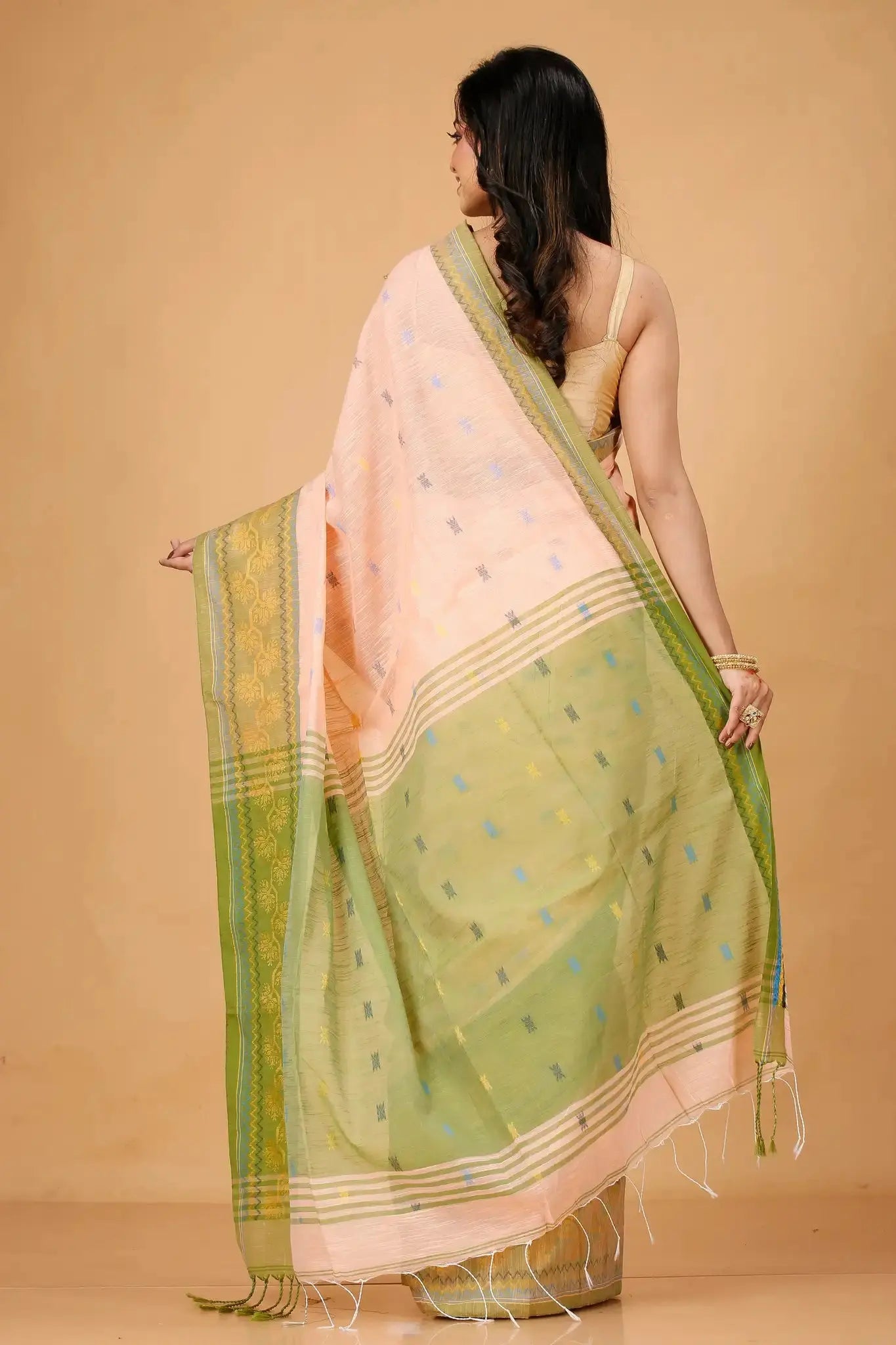 Pale Pink- Bellu Cotton Handloom Saree With Green Border and Blouse Piece - Grivana