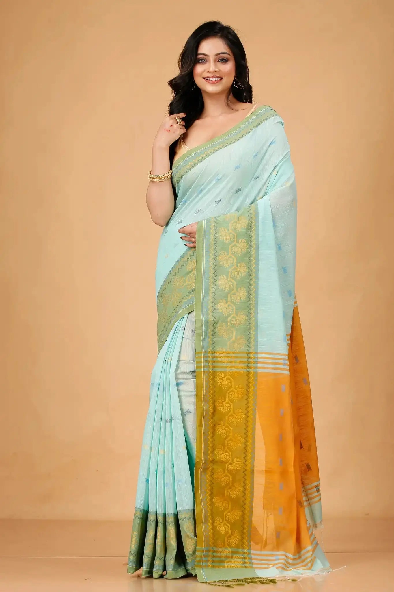 Sea Mist- Bellu Cotton Handloom Woven Detailing Saree With Blouse Piece - Grivana