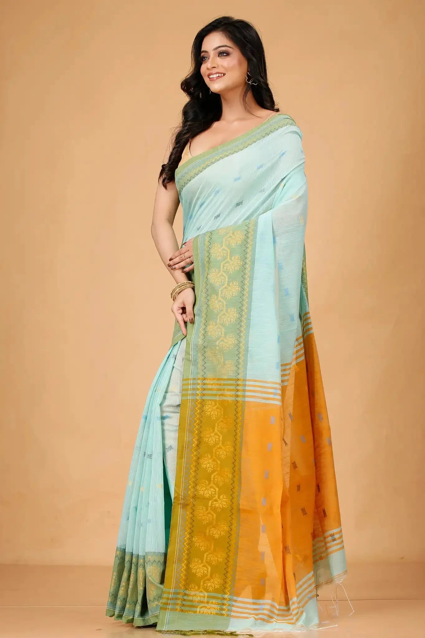 Sea Mist- Bellu Cotton Handloom Woven Detailing Saree With Blouse Piece - Grivana