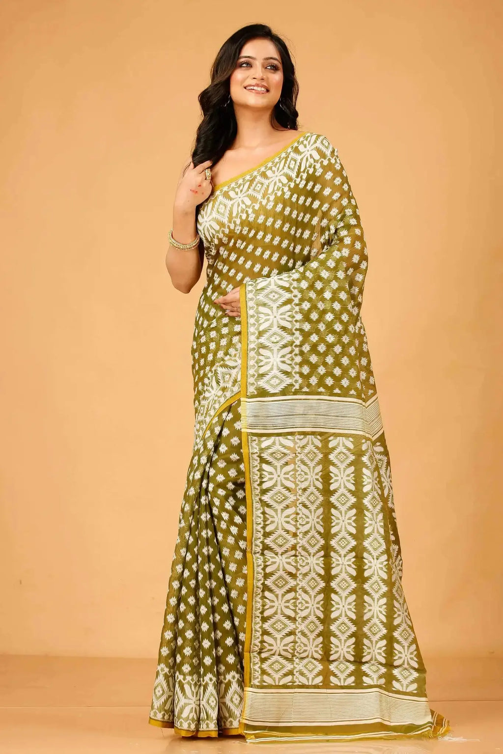 Oak Brown- Bengal Handloom Traditional Daily Wear Soft Jamdani Saree