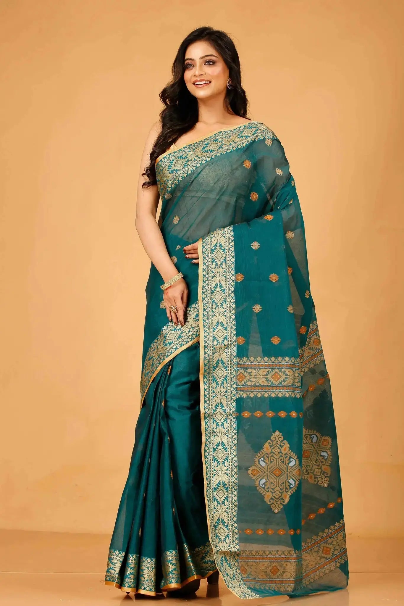 Deep Sea Green- Pure Cotton Bengal Handloom Handwoven Saree With Elegant Pallu