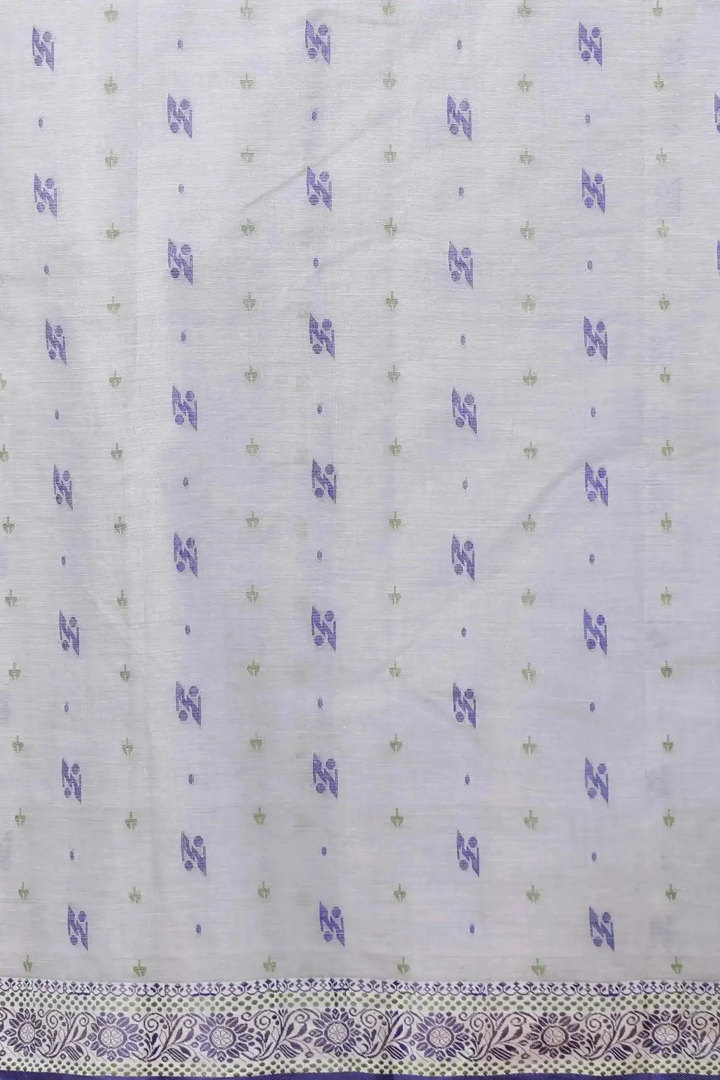 Lavender Grey- Pure Cotton Bengal Handloom Saree With Floral Pallu