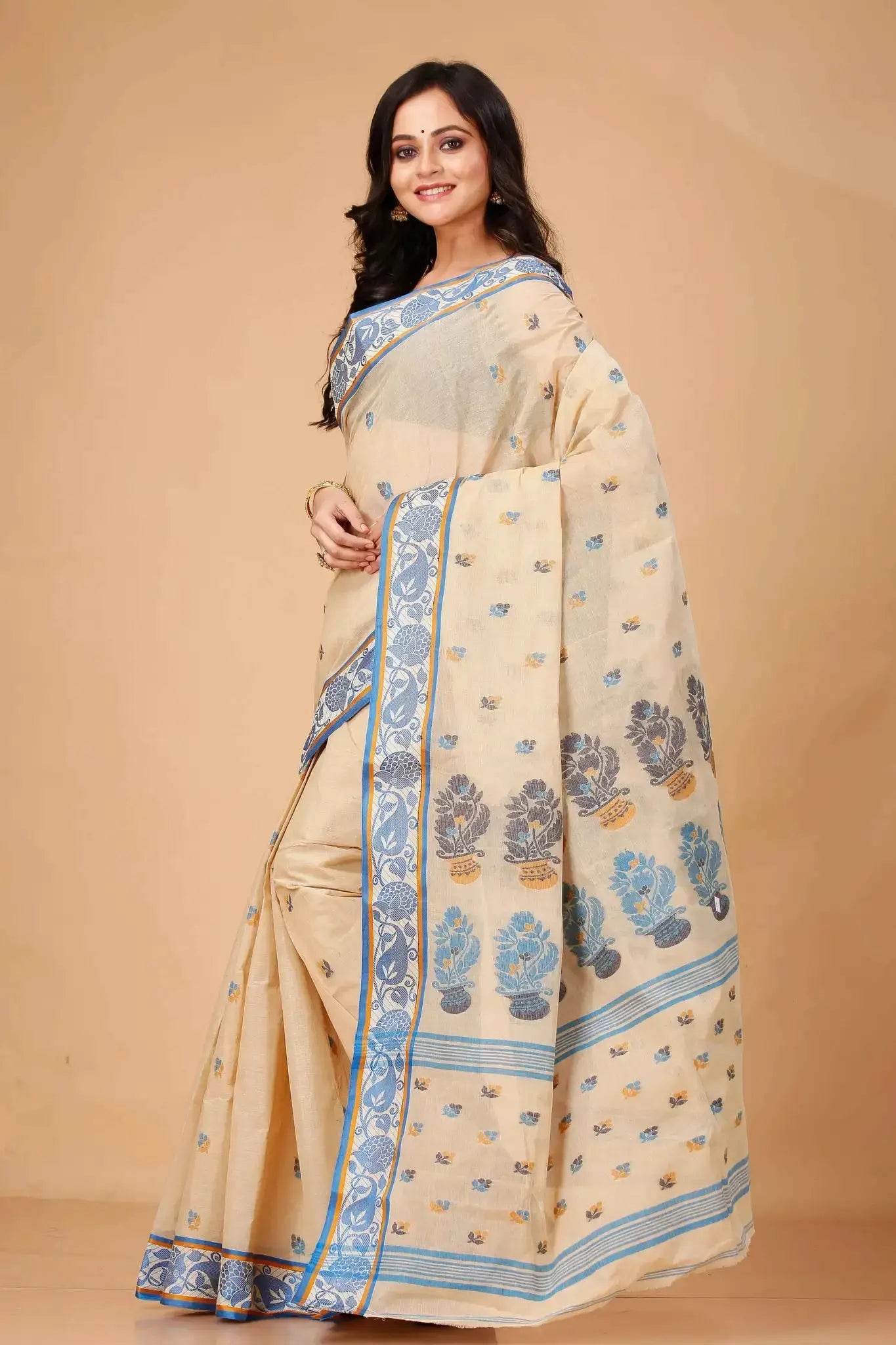Peach Orange- Pure Cotton Bengal Handloom Saree With Classic Paisley Border