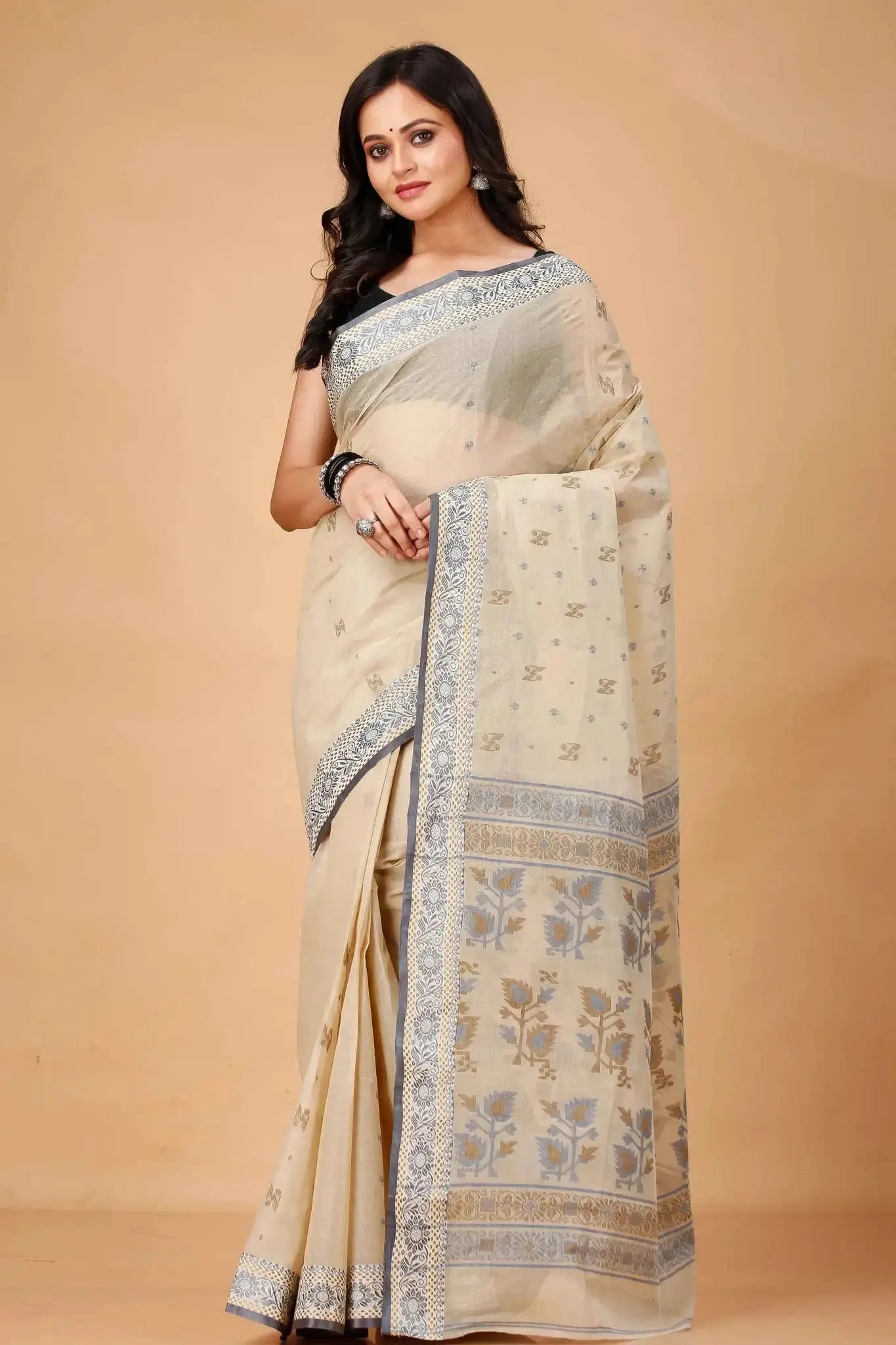 Oyster Pink- Pure Cotton Bengal Handloom Saree With Floral Border