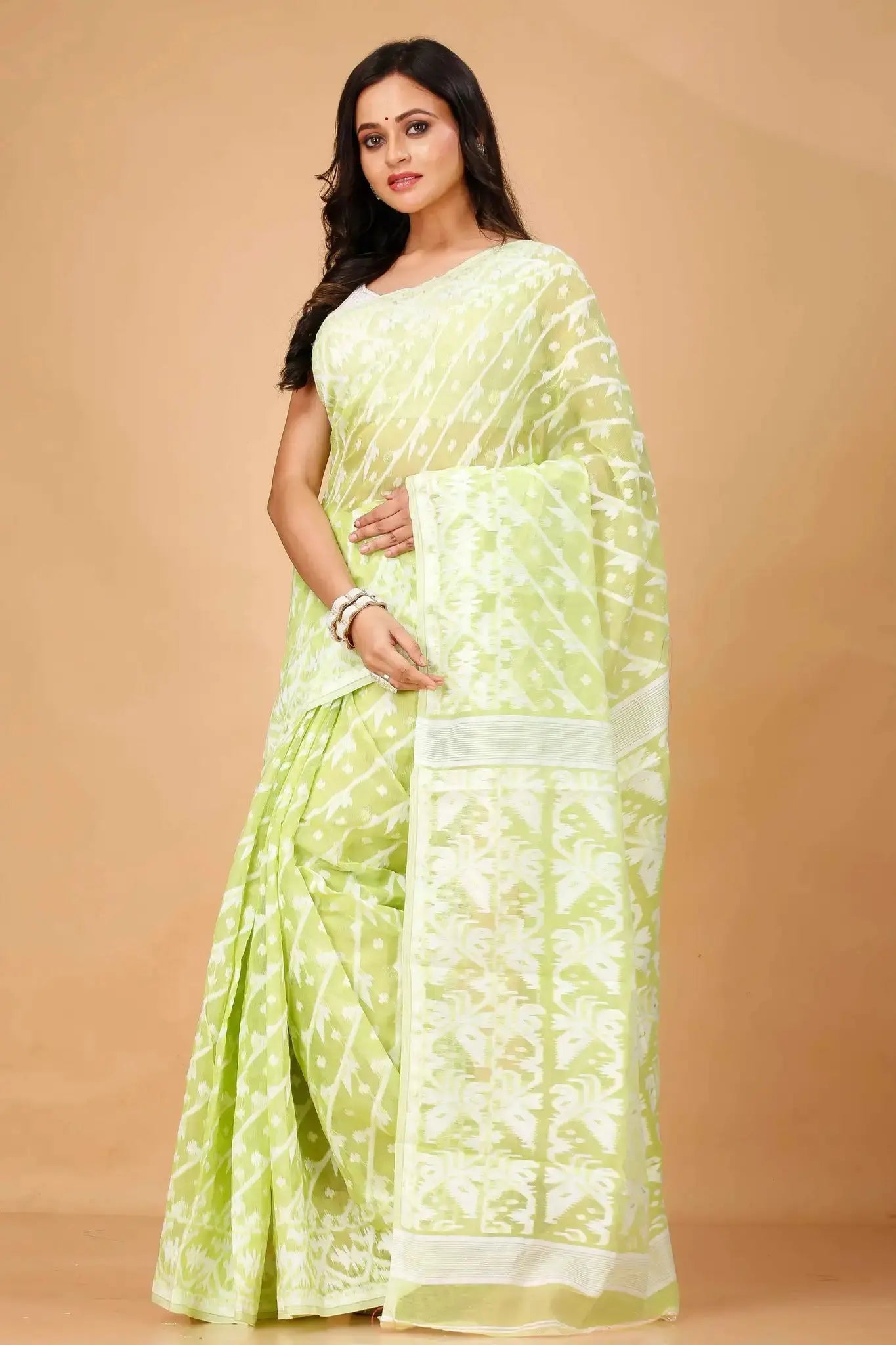 Pale Olive- Bengal Handloom Graceful & Handwoven Style Jamdani Pure Cotton Saree