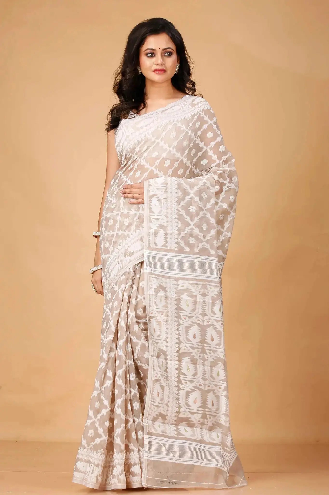 Rodeo Dust- Bengal Handloom Traditional Wear Soft Jamdani Saree