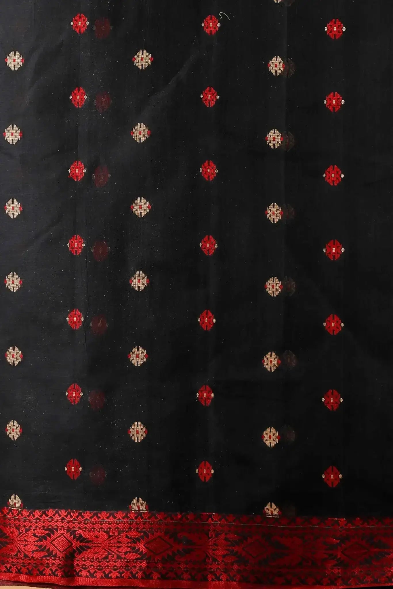 Black & Red- Pure Cotton Bengal Handloom Saree With Traditional Motifs