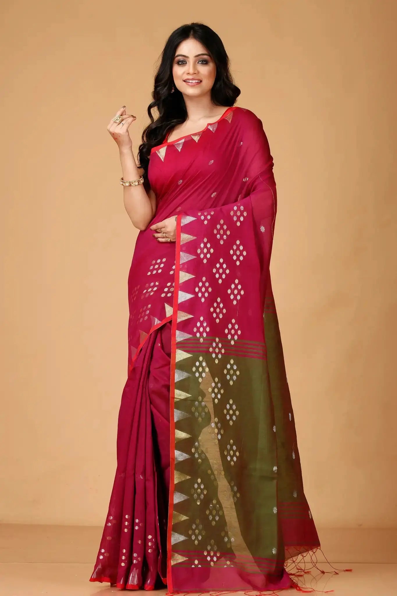 Bellu Cotton Handloom Fancy Saree- Woodland With Green Traditional Geometric Pattern - Grivana