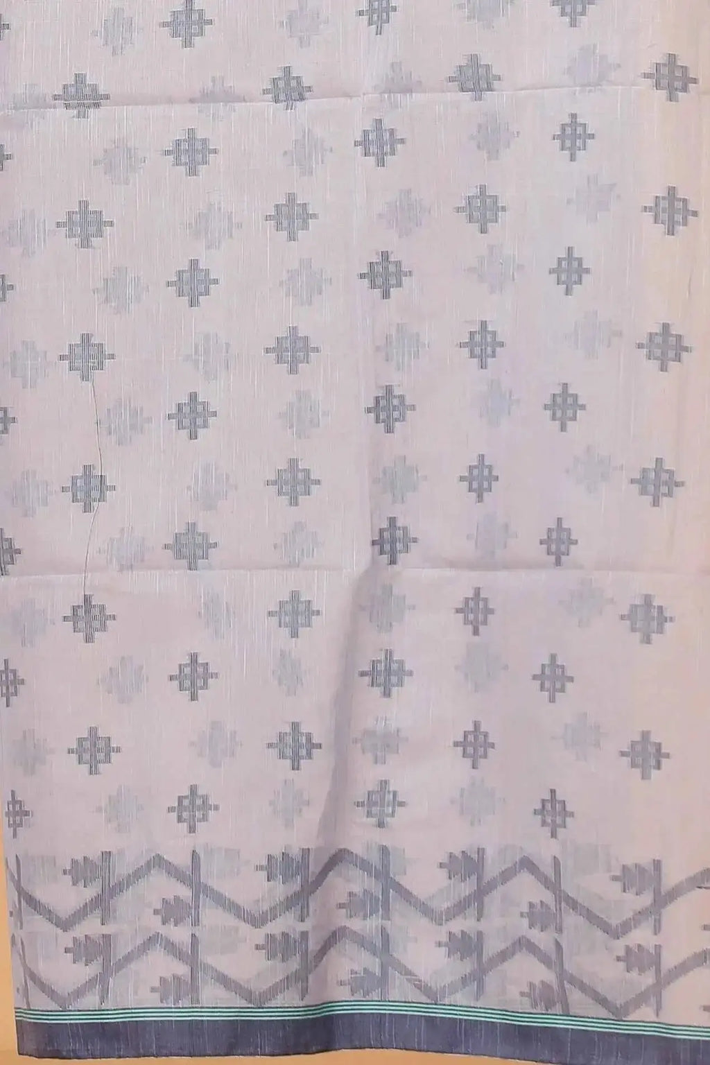 Silver Sand- Bellu Cotton Handloom Fancy Geometric & Floral Saree With Blouse Piece