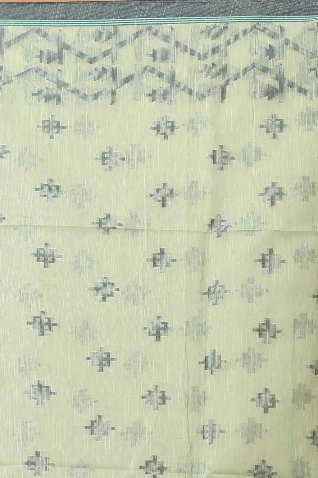 Quill Grey- Bellu Cotton Handloom Fancy Geometric Floral Design Saree With Blouse Piece