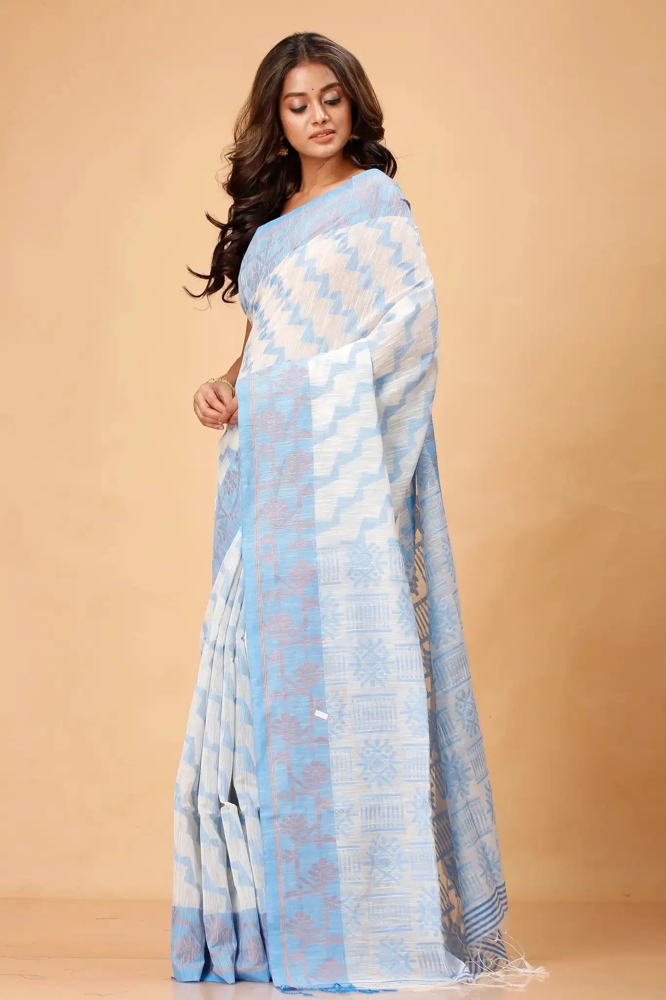 Bellu Rock Blue Cotton Handloom Fancy Saree – Floral Motif Pattern With Blouse Piece - Grivana