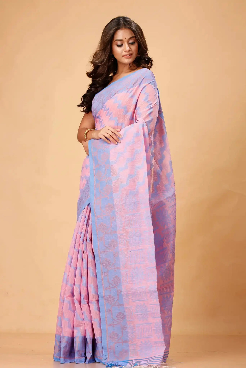 Bellu Oyster Pink Cotton Handloom Saree – Soft Woven Floral Motif With Blouse Piece - Grivana