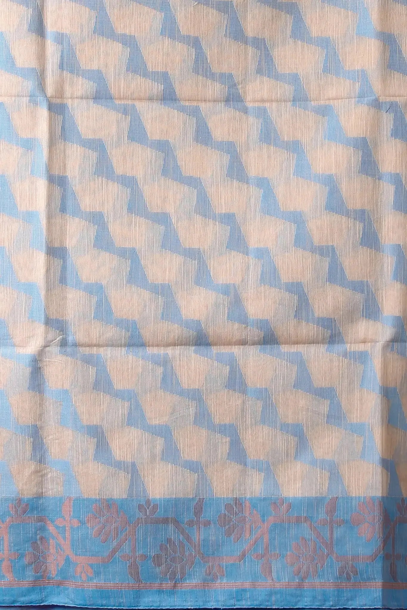 Bellu Rodeo Dust Cotton Handloom Saree – Soft Woven Floral Motif Design With Blouse Piece - Grivana