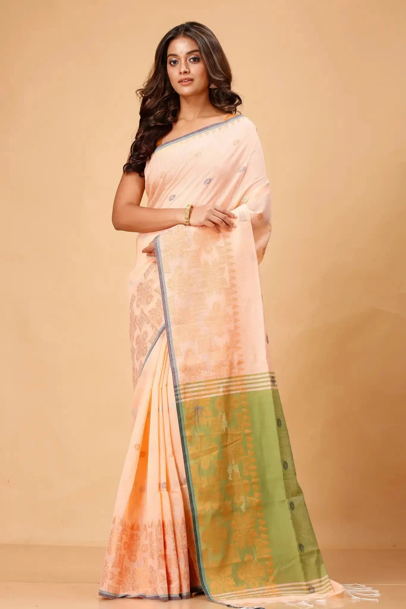 Misty Rose- Bellu Cotton Handloom Fancy Saree With Green Smoke Pallu - Grivana