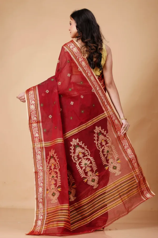 Back Drape of Chocolate Pure Cotton Bengal Saree | Grivana Handloom Collection